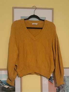 Lush Mustard Ribbed V-Neck Sweater